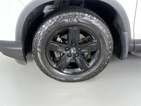 Certified 2022 Honda Ridgeline Black Edition image 12