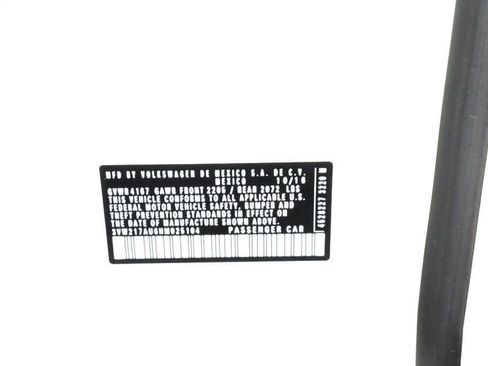 Used 2017 Volkswagen Golf S image 27