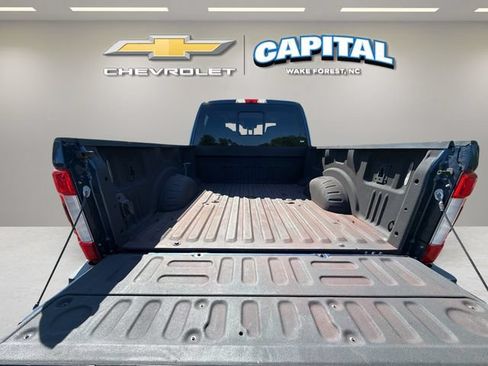 Used 2017 Ford F250 Lariat w/ Lariat Ultimate Package AWD/4WD image 35