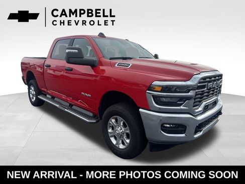 Used 2026 RAM 2500 Big Horn AWD/4WD image 7