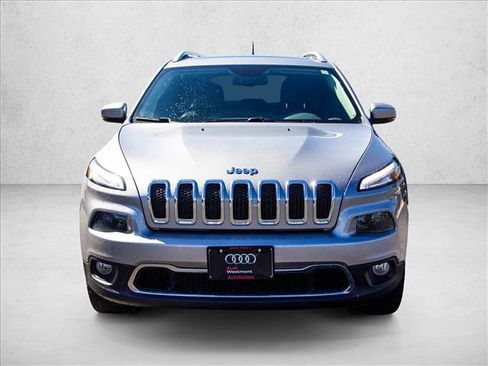 Used 2016 Jeep Cherokee Limited AWD/4WD image 2