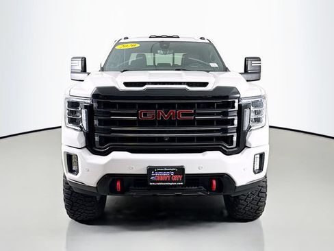 Used 2020 GMC Sierra 2500 AT4 w/ AT4 Premium Package AWD/4WD image 2