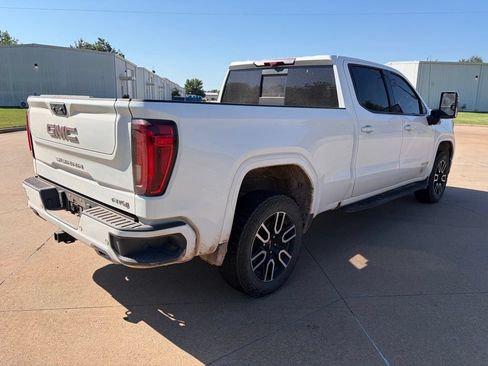 Used 2025 GMC Sierra 1500 AT4 w/ AT4 Premium Package AWD/4WD image 3