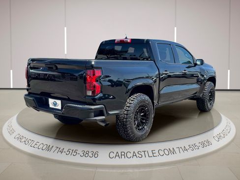 Used 2023 Chevrolet Colorado W/T RWD image 5