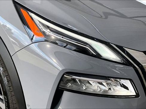 Certified 2023 Nissan Rogue Platinum w/ Platinum Premium Package FWD image 28