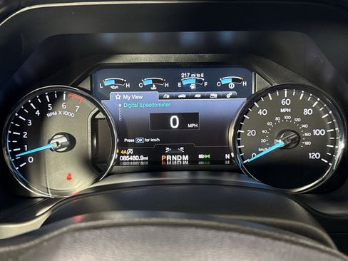 Used 2018 Ford Expedition Limited image 23