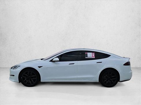 Used 2022 Tesla Model S image 9