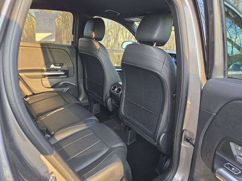 Used 2021 Mercedes-Benz GLA 250 GLA 250 image 30