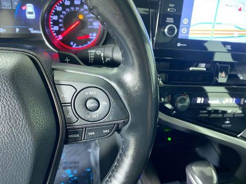 Used 2021 Toyota Camry XSE image 13