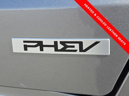 Used 2023 Kia Sorento SX Prestige image 8