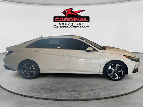 Used 2023 Hyundai Elantra Limited w/ Cargo Package FWD image 2