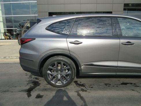 Used 2022 Acura MDX A-Spec AWD/4WD image 12