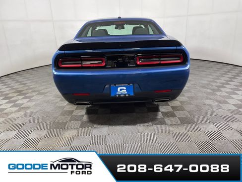 Used 2023 Dodge Challenger SXT w/ Blacktop Package image 6