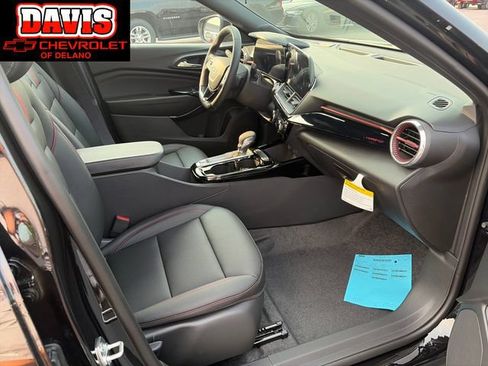 New 2026 Chevrolet Trax RS w/ Driver Confidence Package FWD image 28