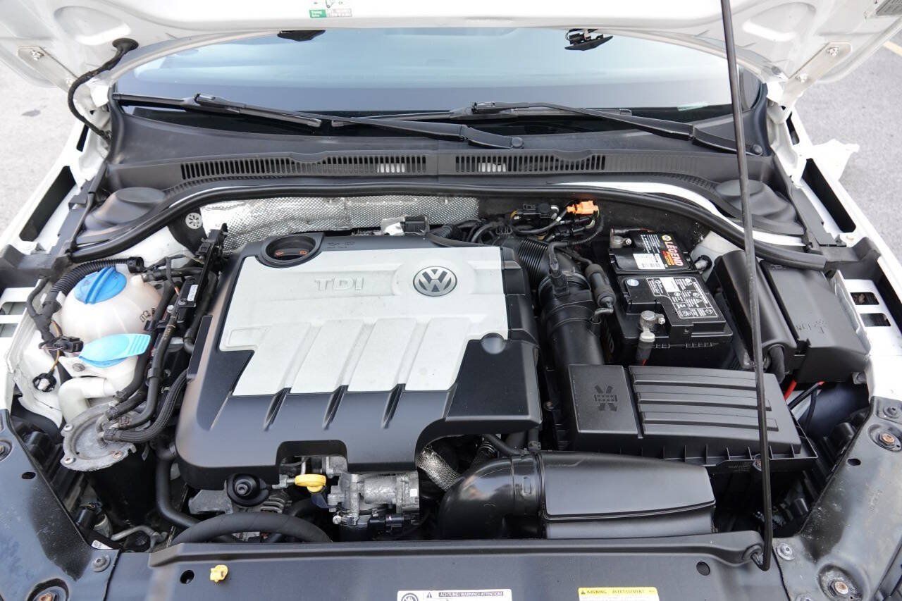 Used 2014 Volkswagen Jetta TDI FWD image 89