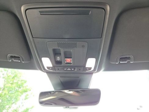 Certified 2025 Honda Civic Sport image 31
