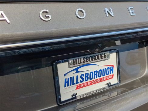 New 2024 Jeep Wagoneer 4WD w/ Premium Group I image 14