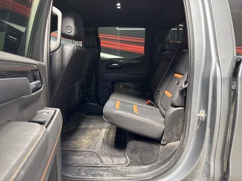 Used 2025 GMC Sierra 1500 AT4 w/ AT4 Premium Package image 12