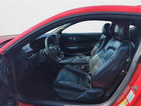 Used 2024 Ford Mustang Premium image 12