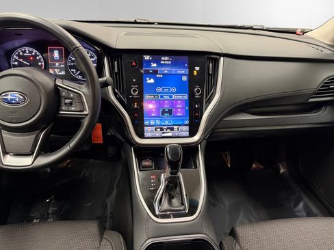 Used 2020 Subaru Outback Premium image 11