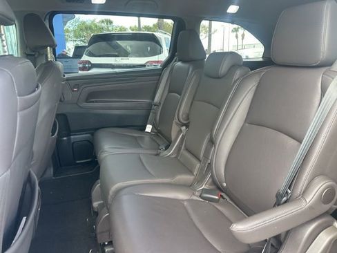 Used 2023 Honda Odyssey Touring image 20