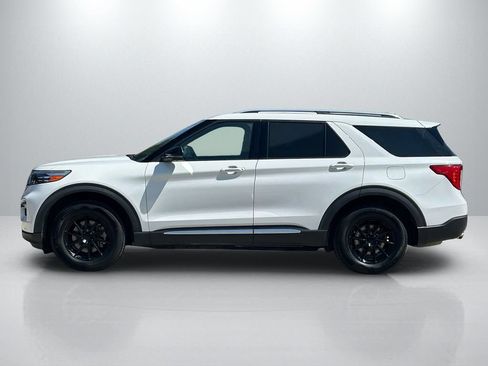 Used 2020 Ford Explorer Platinum w/ Premium Technology Package AWD/4WD image 8