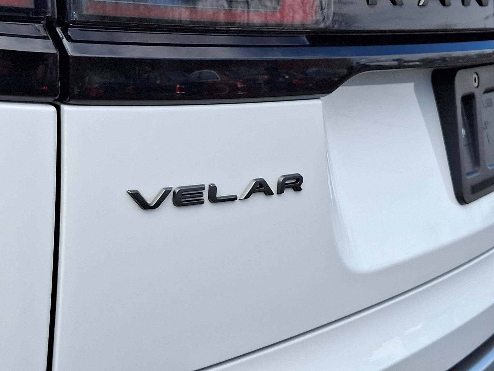 Used 2026 Land Rover Range Rover Velar S AWD/4WD image 30