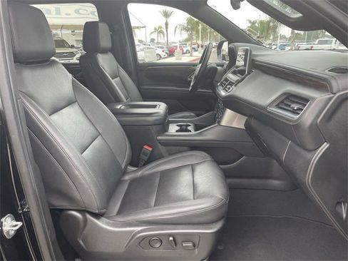 Used 2023 Chevrolet Suburban LT image 27