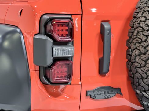 Used 2023 Ford Bronco Raptor AWD/4WD image 33