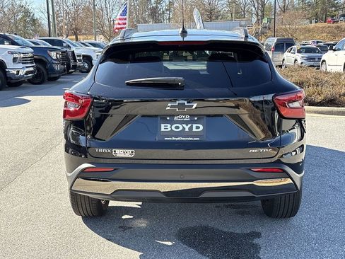 New 2026 Chevrolet Trax ACTIV w/ Driver Confidence Package image 7