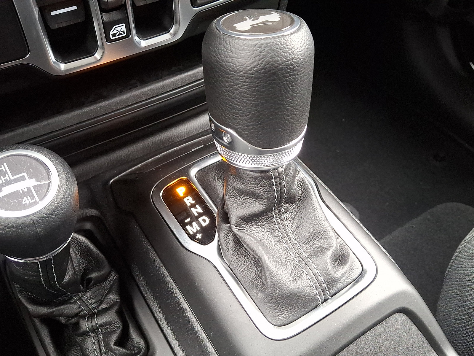 New 2026 Jeep Wrangler Unlimited Sport AWD/4WD image 10