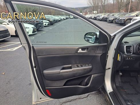 Used 2021 Kia Sportage S image 8