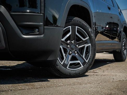 New 2026 Jeep Cherokee Limited AWD/4WD image 6