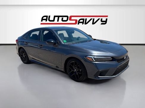 Used 2023 Honda Civic Sport image 1