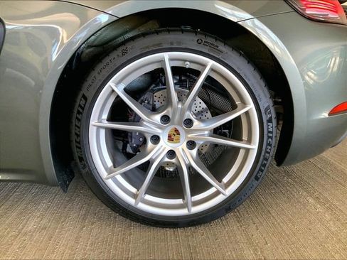 Used 2025 Porsche 718 Boxster image 21