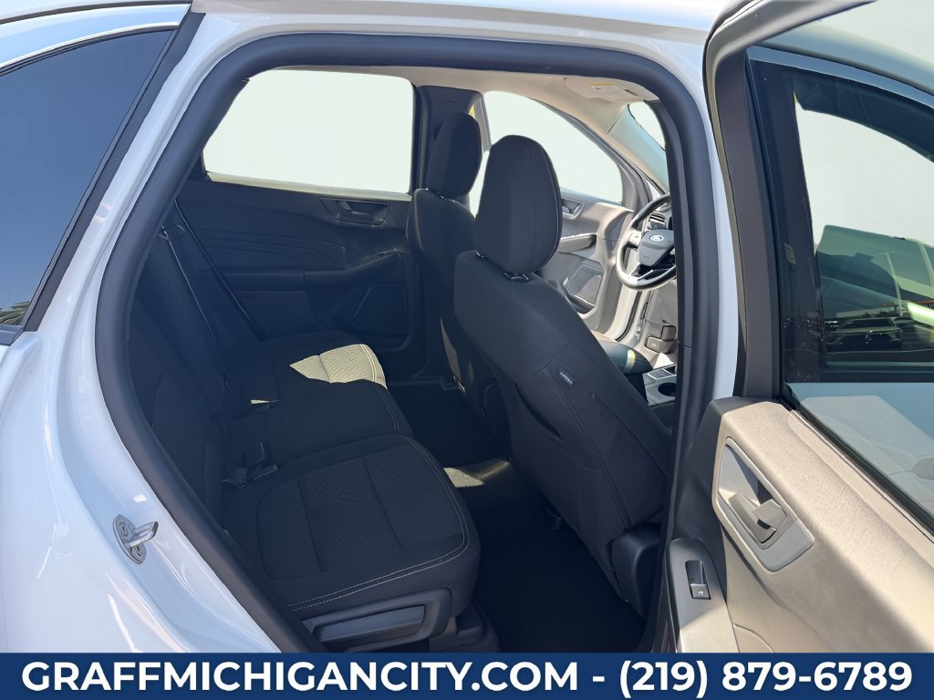 Used 2024 Ford Escape Active AWD/4WD image 30