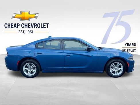 Used 2023 Dodge Charger SXT RWD image 6