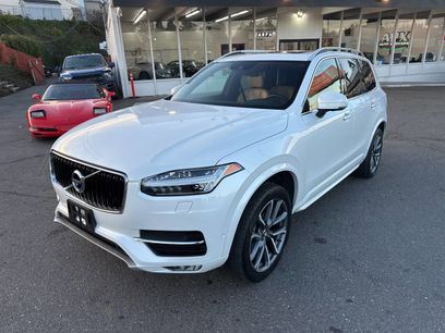 Used 2018 Volvo XC90 T6 Momentum w/ Convenience Package