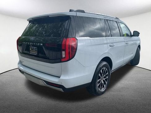 Certified 2025 Ford Expedition Platinum AWD/4WD image 15