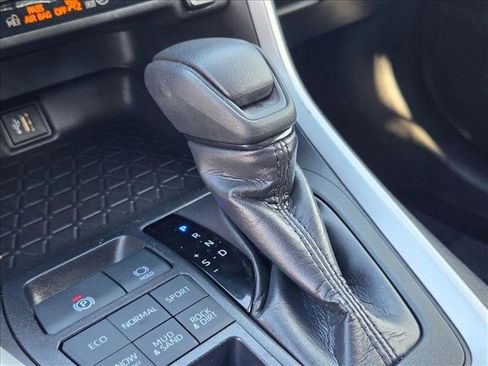 Used 2025 Toyota RAV4 LE image 12