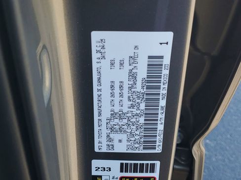 Used 2025 Toyota Tacoma TRD Sport RWD image 30