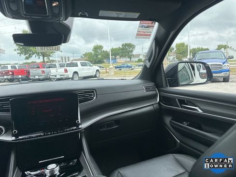 Used 2024 Jeep Wagoneer L Series II w/ Flexible Seating Group image 56