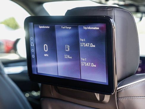 Used 2025 Cadillac Escalade ESV V AWD/4WD image 20