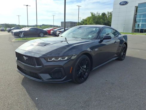 Certified 2024 Ford Mustang GT RWD image 7