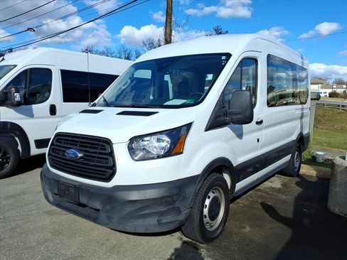 Used 2019 Ford Transit 150 XL image 2