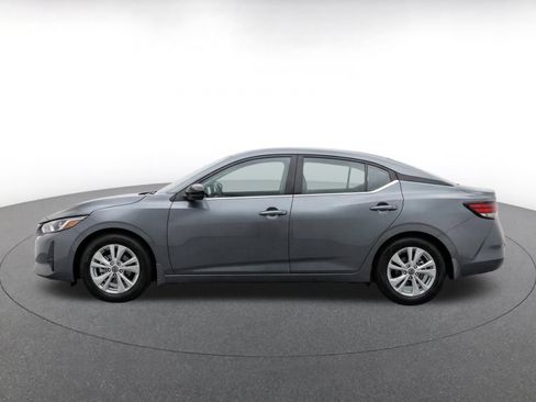 Used 2025 Nissan Sentra S FWD image 4