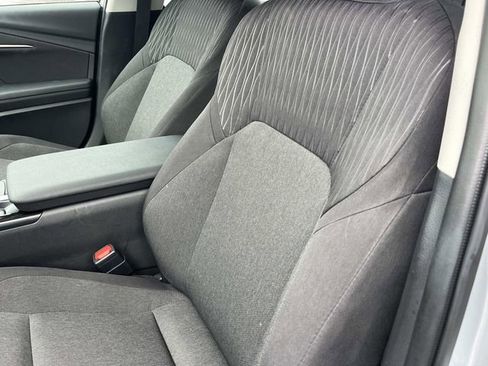Used 2026 Toyota Camry LE FWD image 27