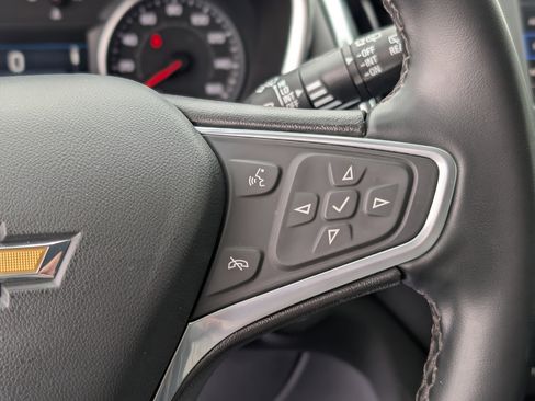 Used 2023 Chevrolet Equinox LT image 18