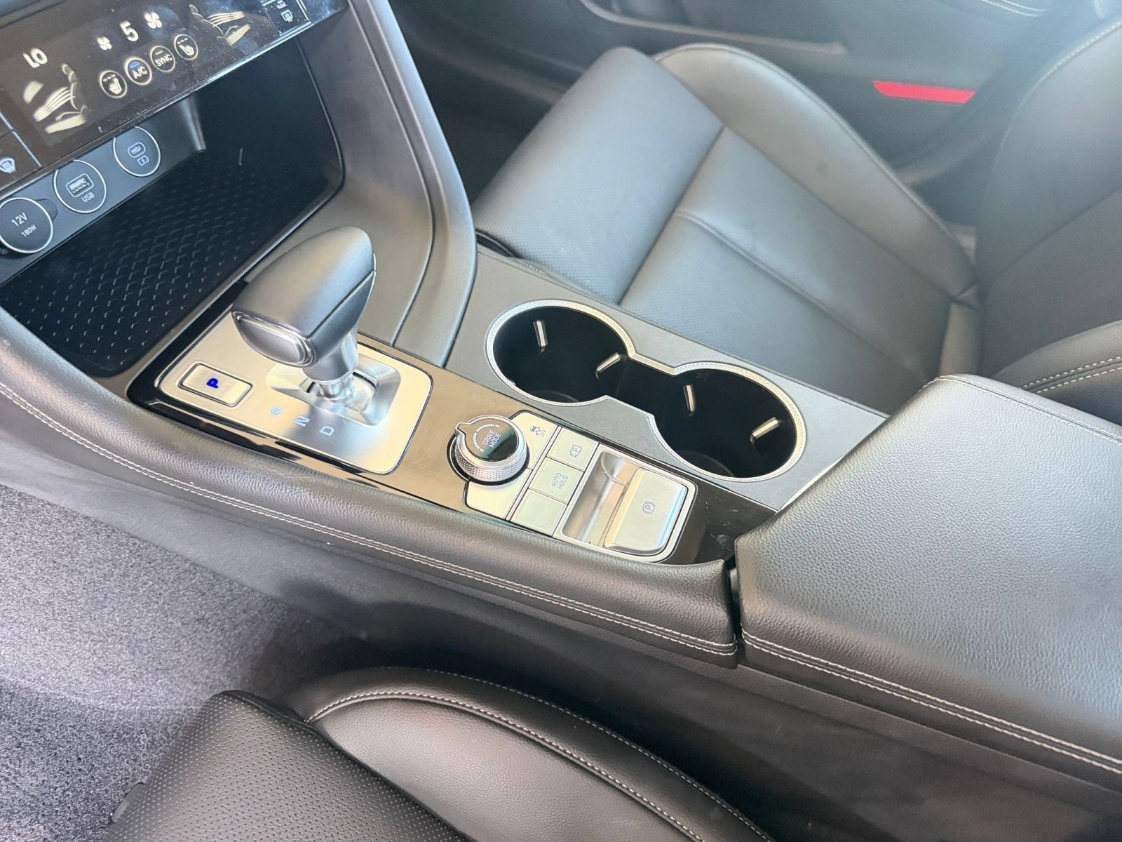 Used 2026 Genesis G70 2.5T RWD image 42