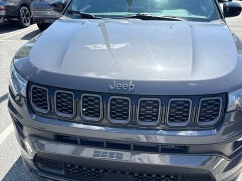 Used 2024 Jeep Compass Latitude w/ Altitude Special Edition AWD/4WD image 2